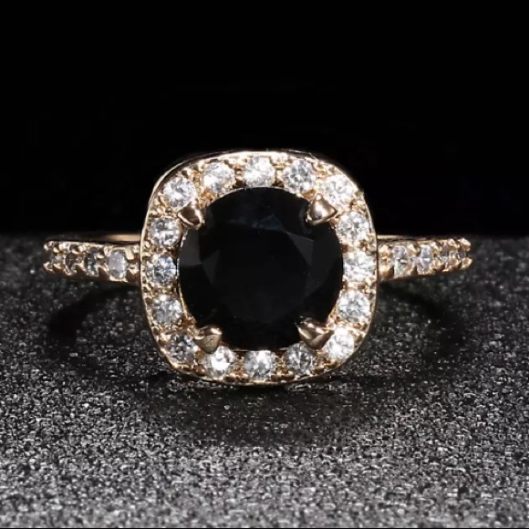 NWOT black sapphire gold ring - Picture 3 of 4